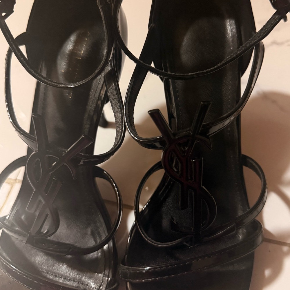 YSL Cassandra Heels - Picture 4 of 4